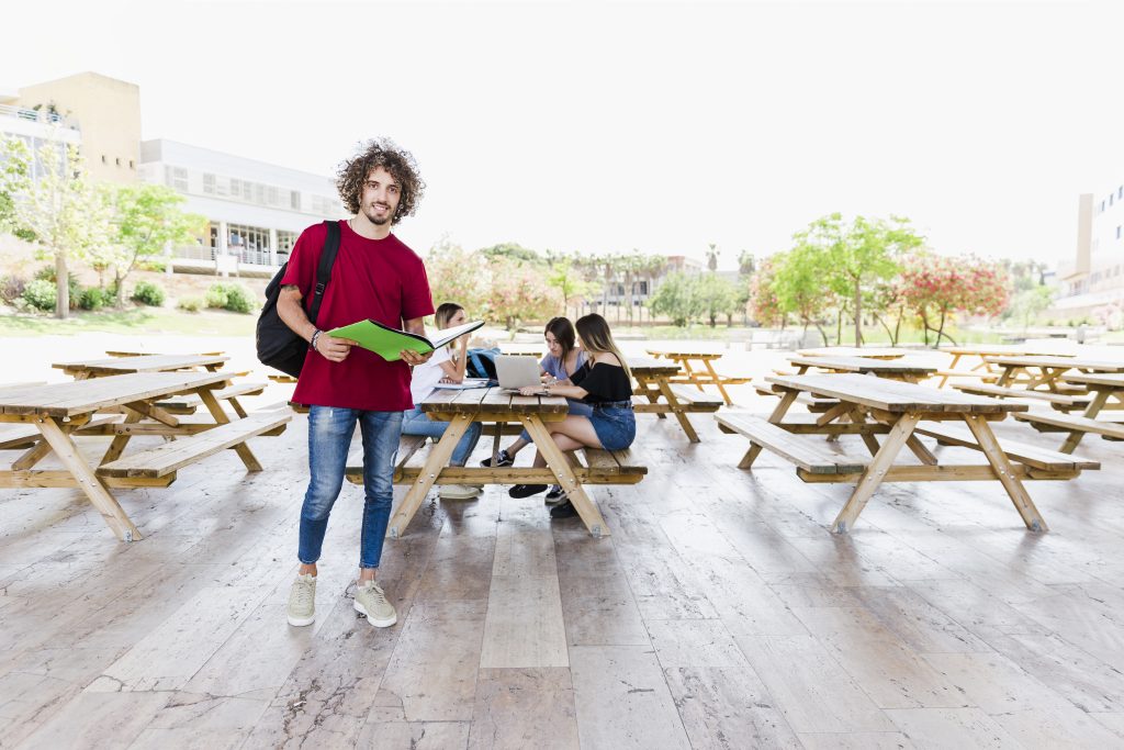 كيف تستفيد من سنوات الجامعة