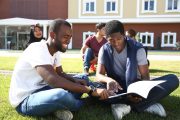 جامعة اسطنبول أيدن ٠٢