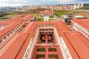 Ibn_Haldun_University_8_9b981dc48c